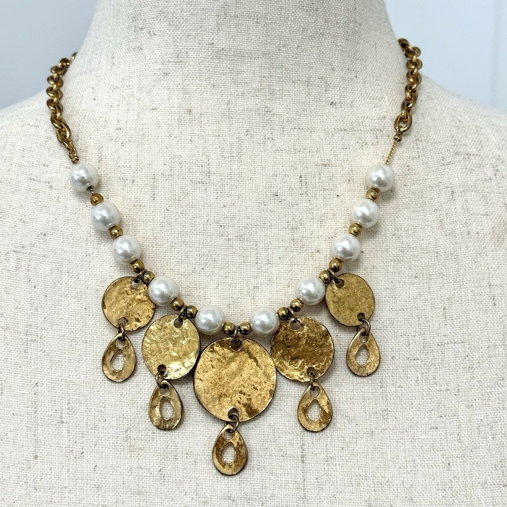 Vtg Gold Tone Coin Necklace Faux Pearl 18" Signed Casual Corner Beach Nautical